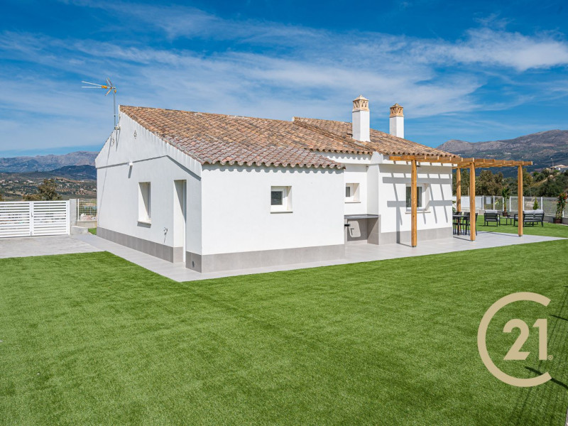 Villa - Viñuela — 3