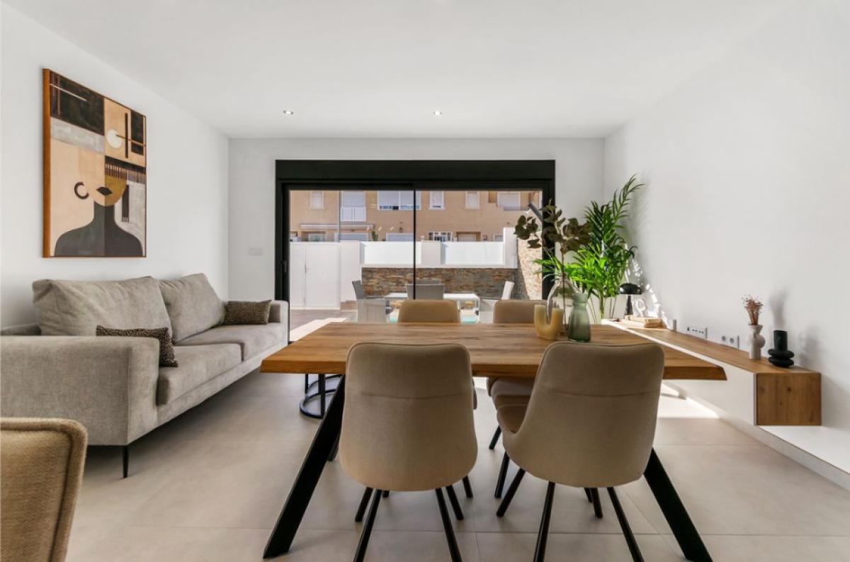 Villa en venta en Pilar de la Horadada zona Pilar de la Horadada