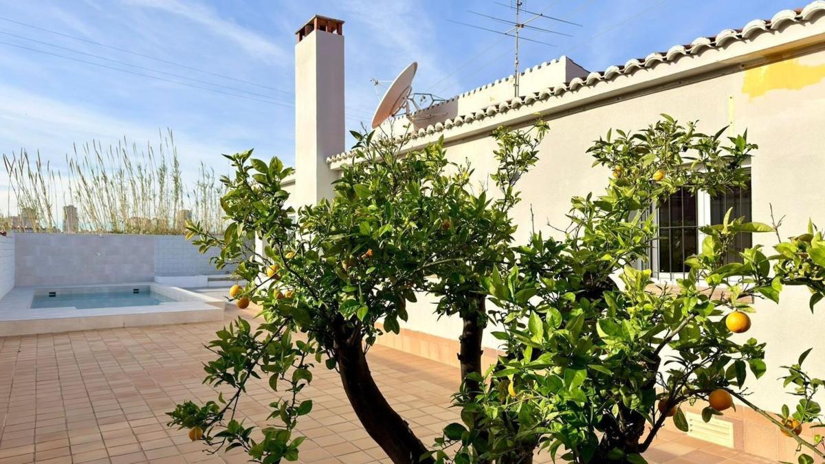 Casa independiente en calle de Benixembla