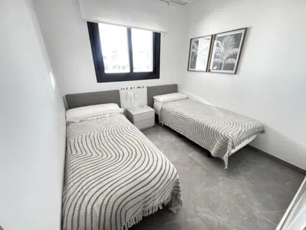 Piso en calle Pablo Picasso — foto 13