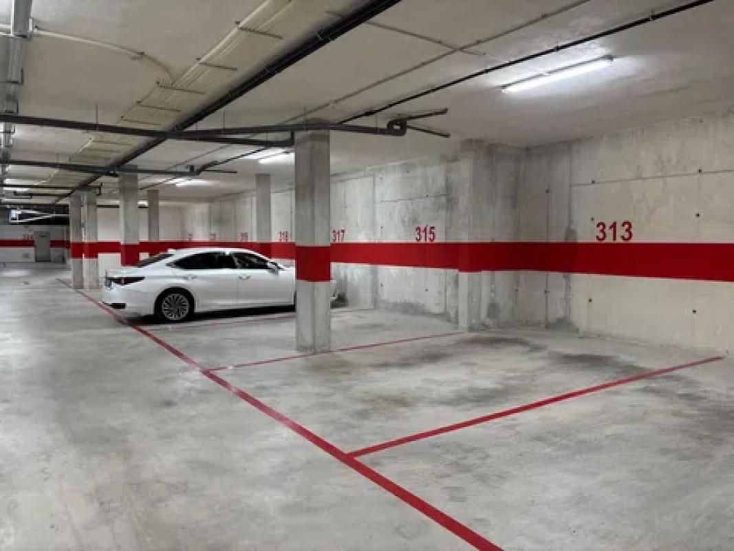 Piso en calle Pablo Picasso — foto 18