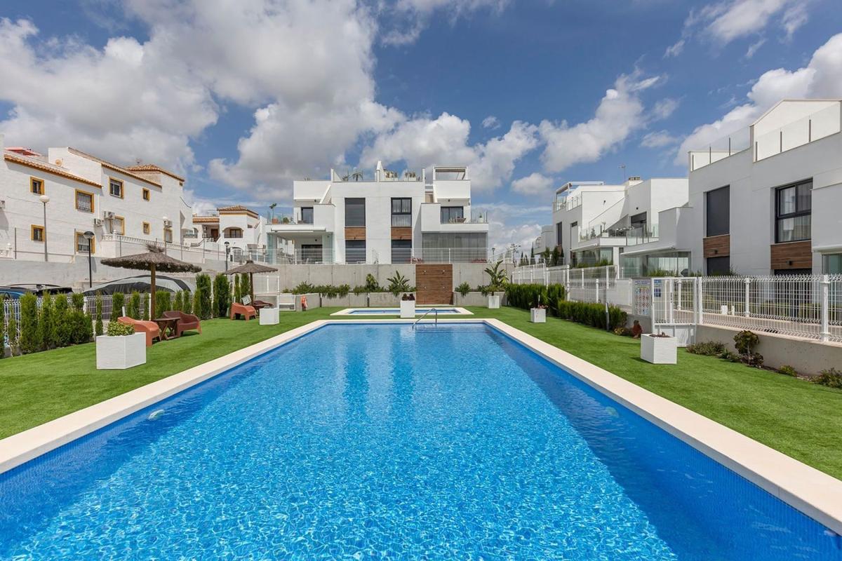 Piso en Calle Mandarino, 3, Desamparados-Hurchillo-Torremendo, Orihuela — foto 2