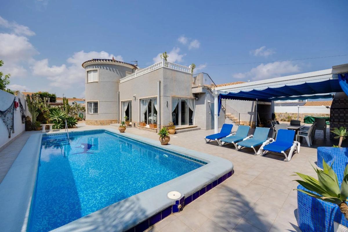 Villa - Orihuela — 2