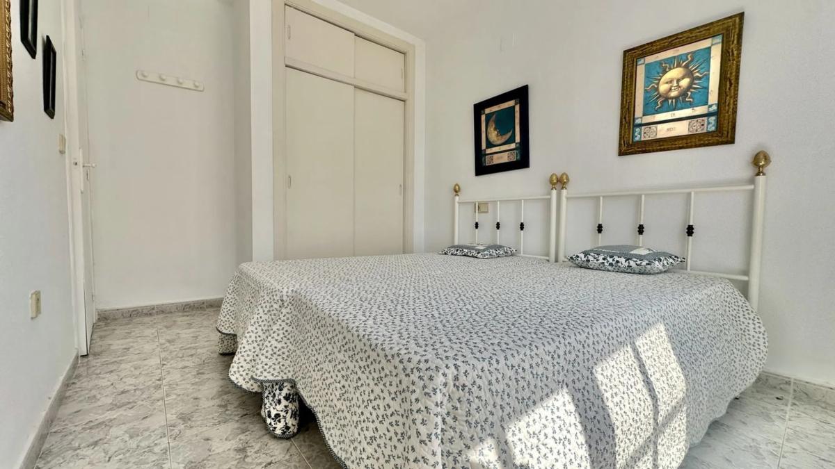 Piso en Barrio Playa Flamenca — foto 5