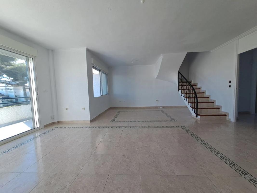 Chalet adosado en calle Manuel de Falla, 76 — foto 6