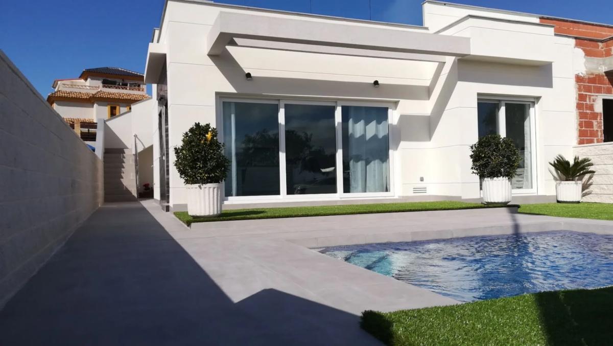 Villa - Los Montesinos — 6