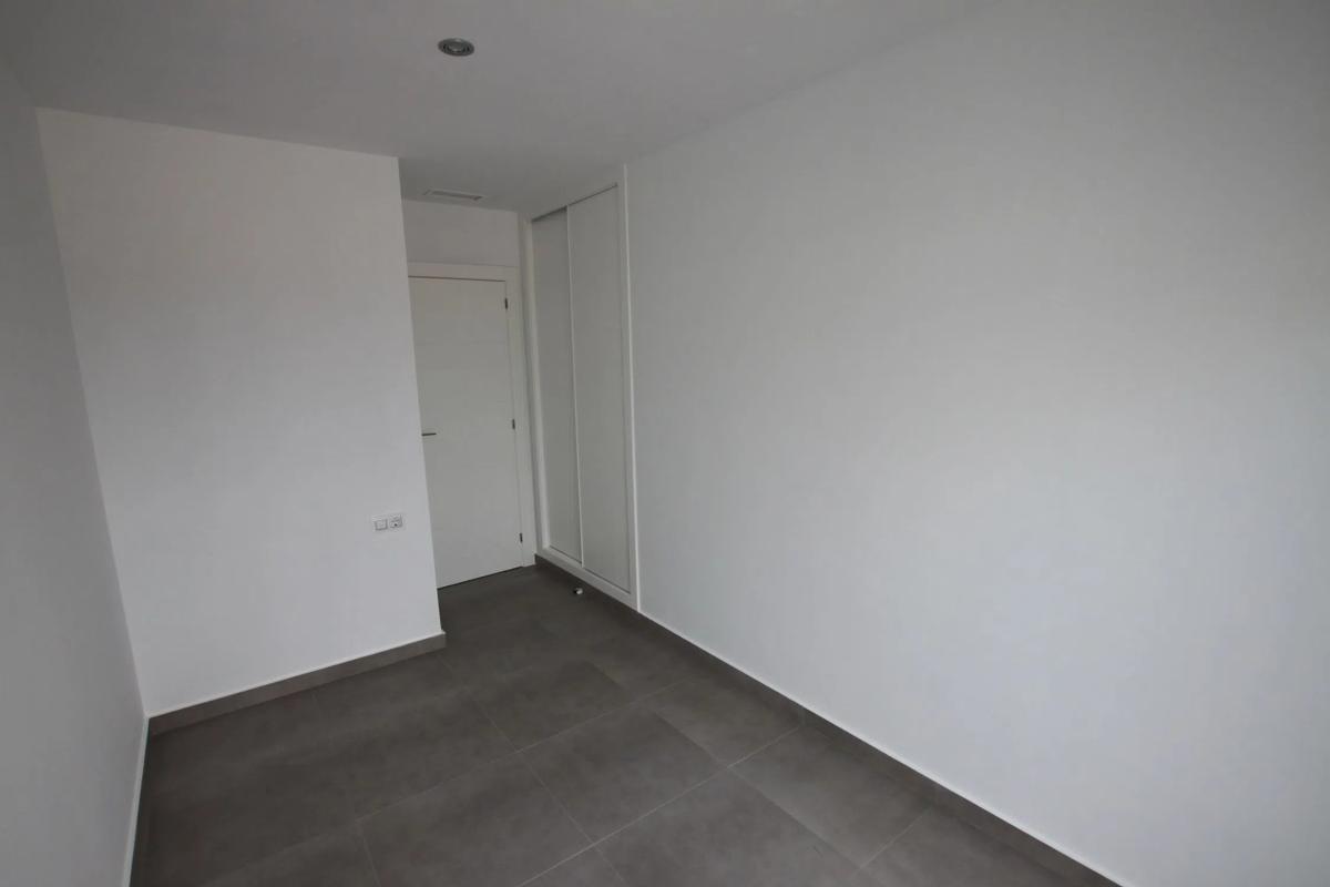 Villa - Los Montesinos — 28