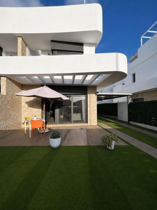 Maison de ville - Los Montesinos — 26