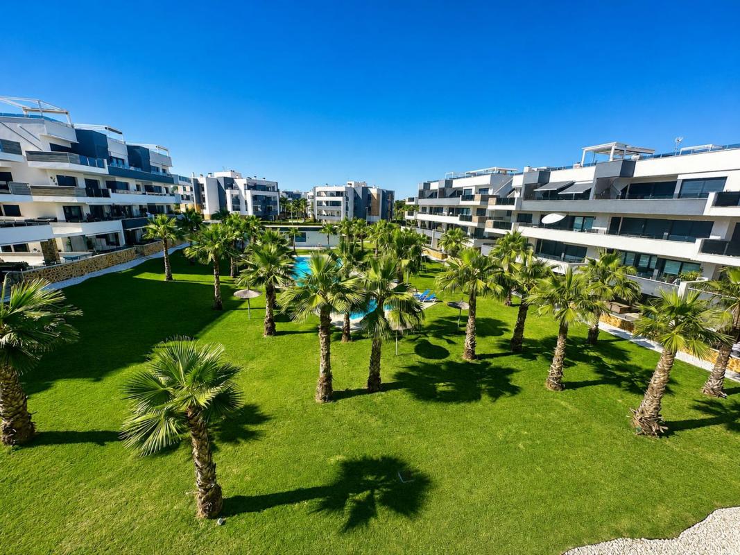 Piso en Calle Covadonga, Los Balcones – Los Altos del Edén, Torrevieja — foto 4