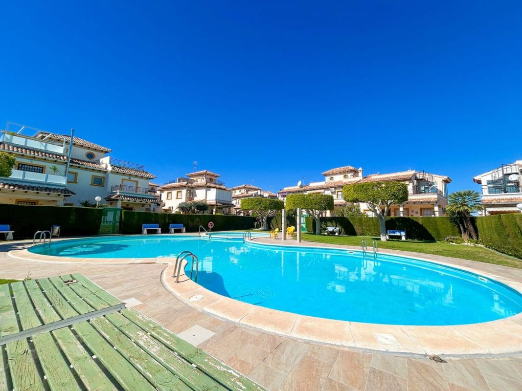 Piso en Calle Torre de Pisa, La Ciñuelica – Villa Rosa, Orihuela — foto 2