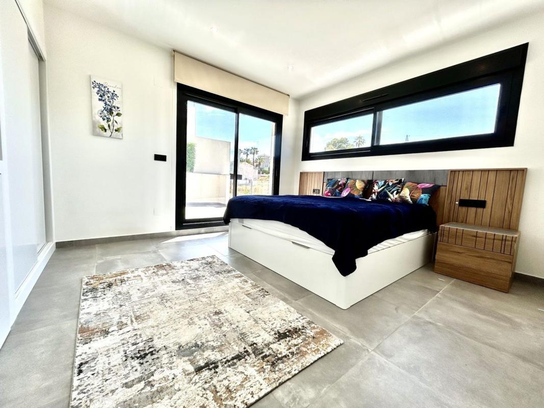 Casa o chalet independiente en Calle Picos de Europa, Las Filipinas, Orihuela — foto 14
