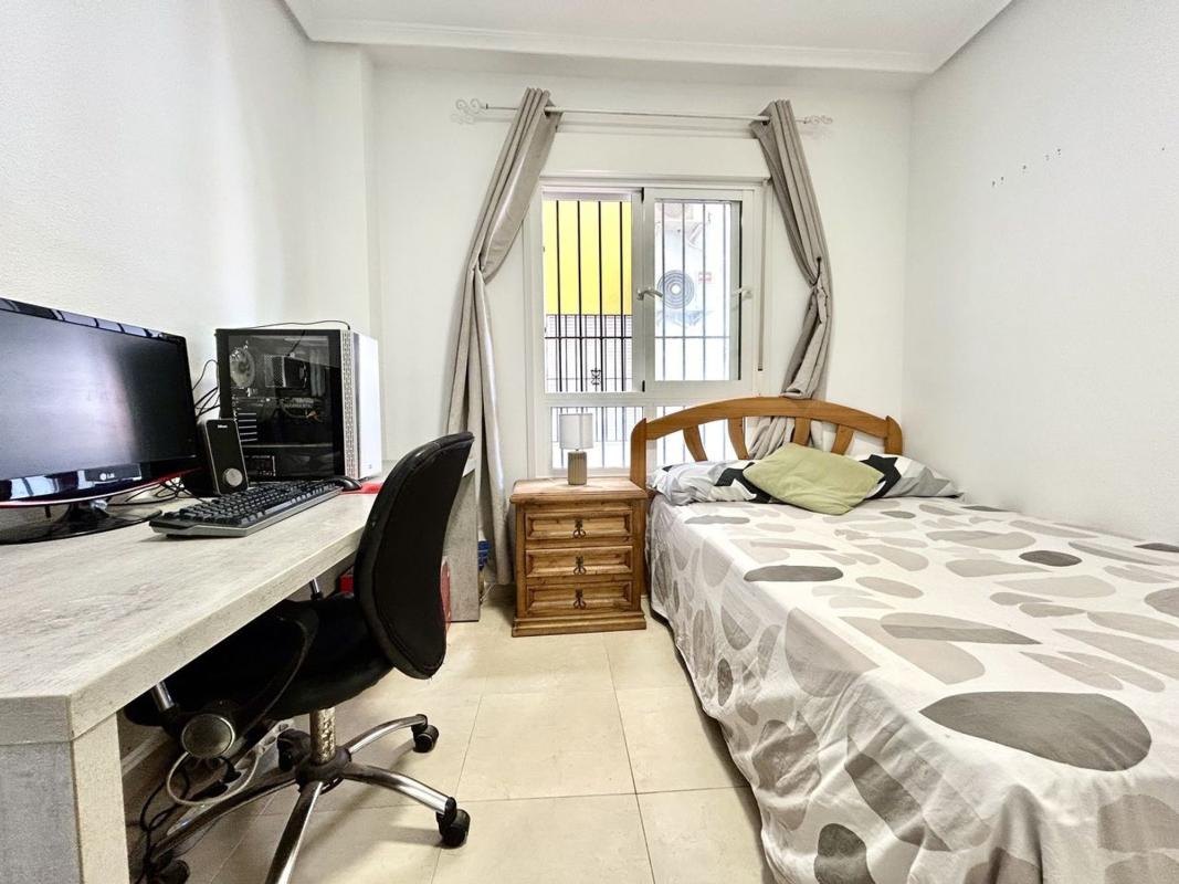 Piso en Calle Bósforo, Villamartín, Orihuela — foto 16