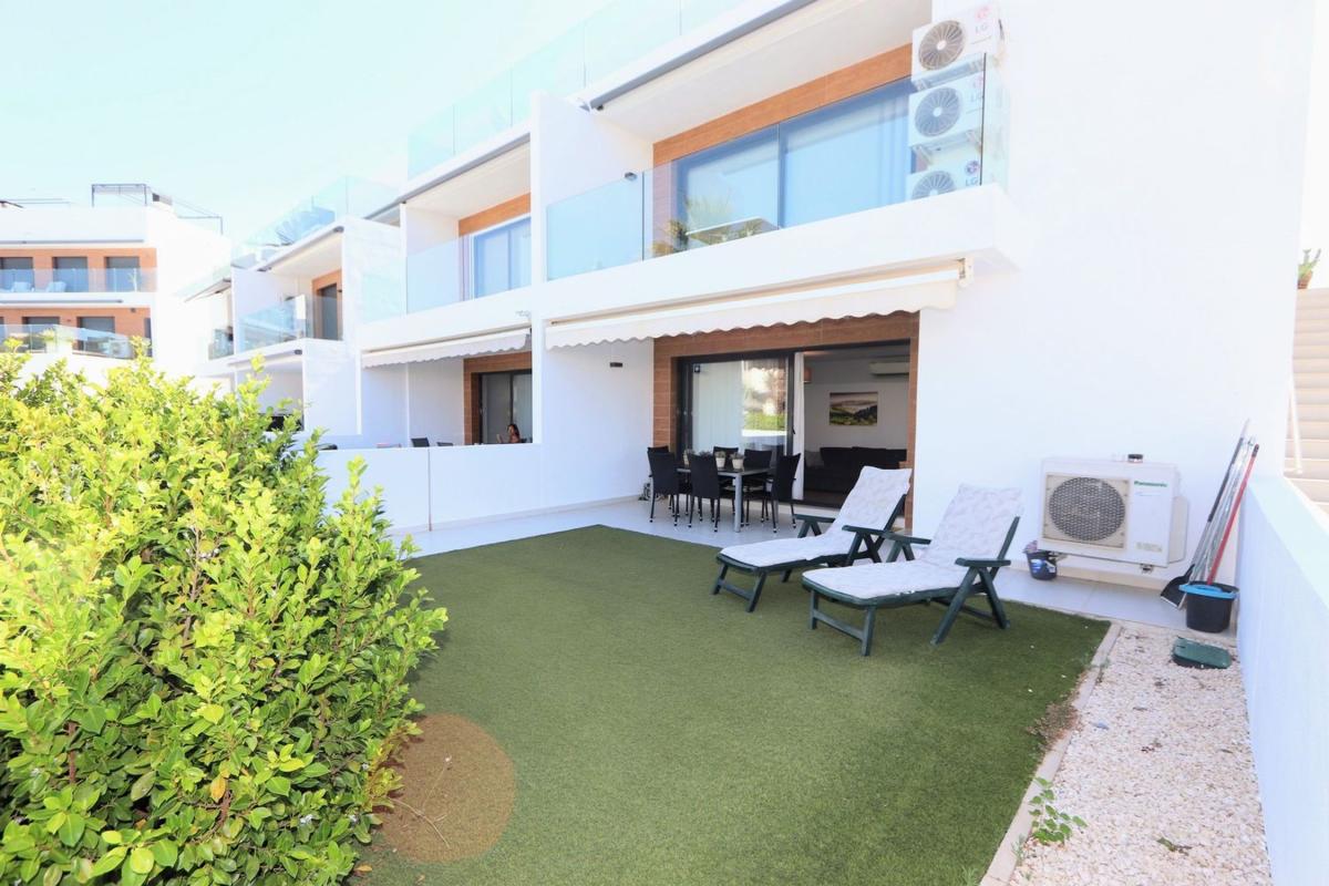 Piso en Calle Dardanelos, Villamartín, Orihuela — foto 2