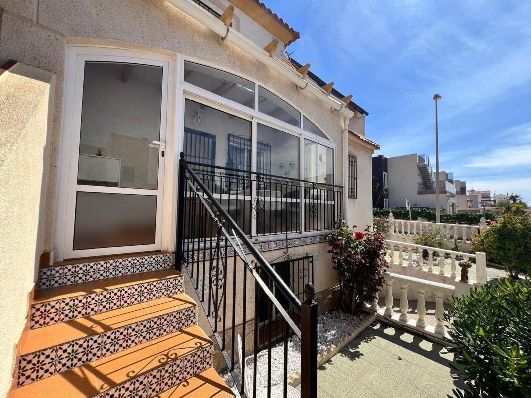 Casa o chalet independiente en Miramar – Torre del Moro, Torrevieja — foto 1