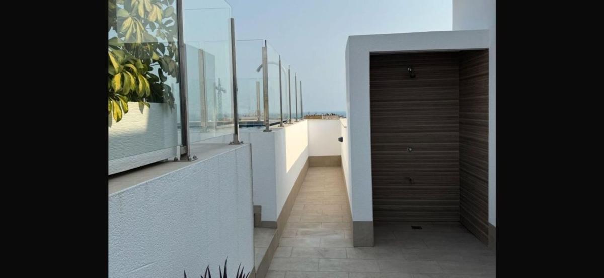 Piso en Las Piscinas Naturales, Torrevieja — foto 9