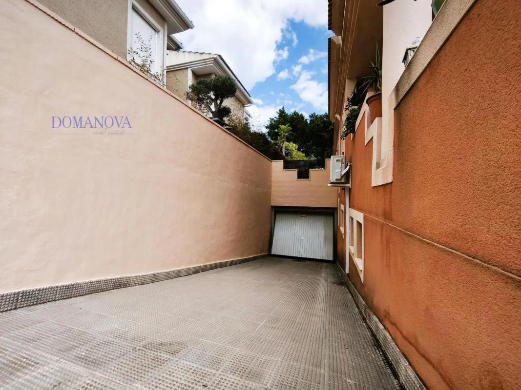 Villa de segunda mano para reformar con vistas al golf en Alicante