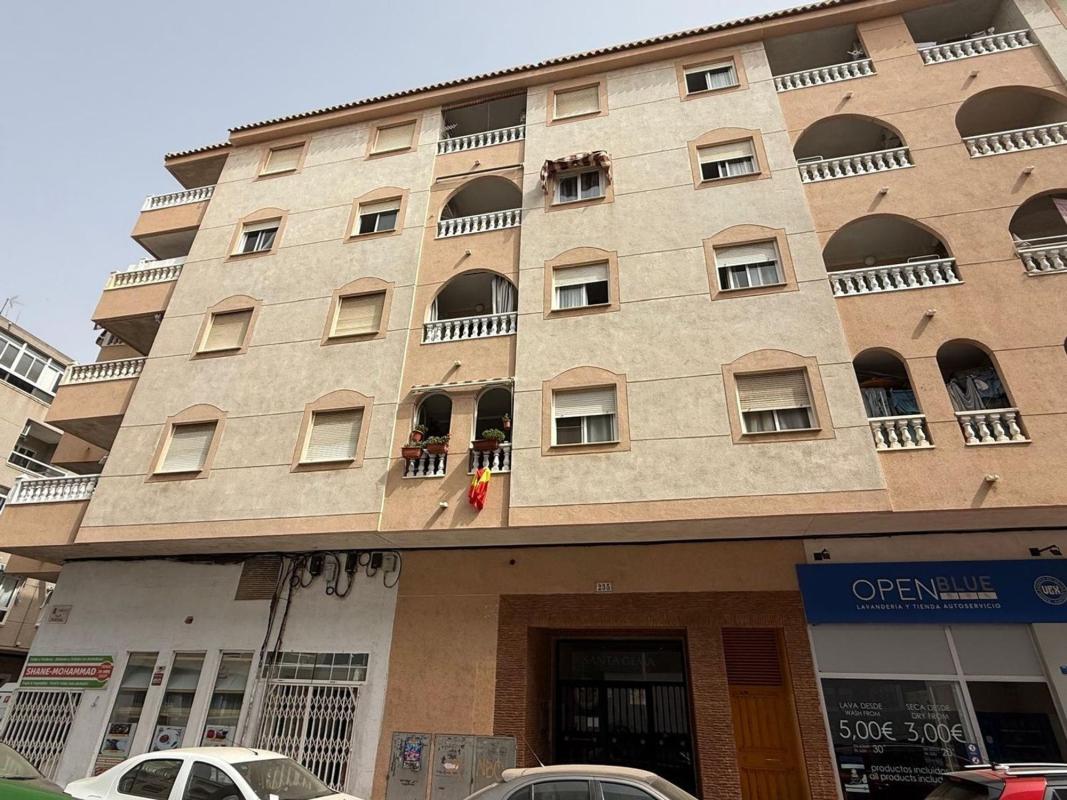 Piso en Calle San Pascual, Antonio Machado, Torrevieja