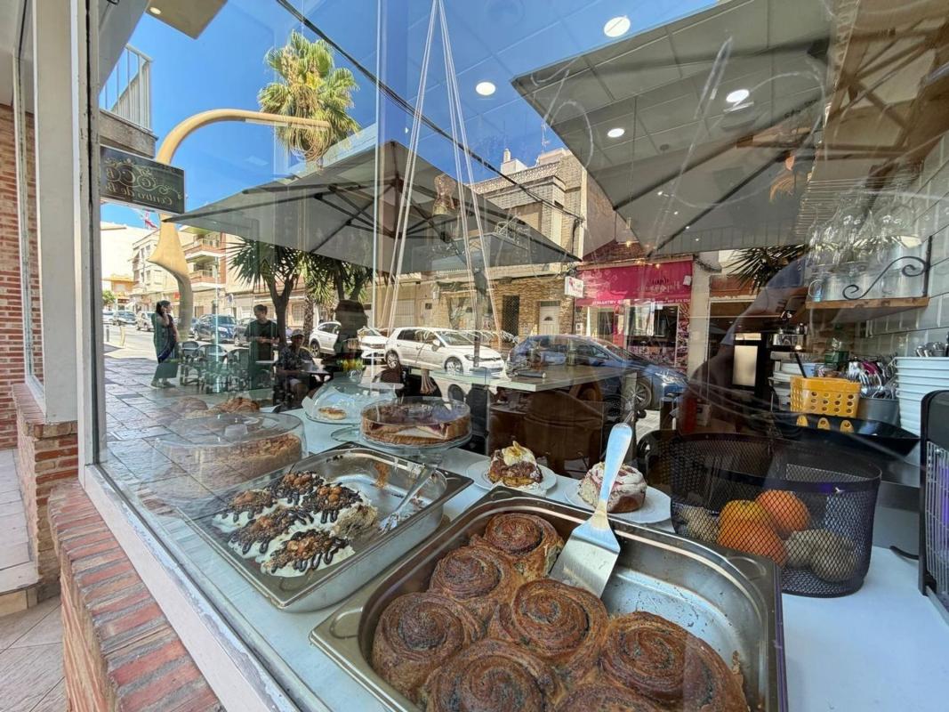 Cafetería en Calle Caballero de Rodas, Centro – Muelle Pesquero, Torrevieja — foto 3
