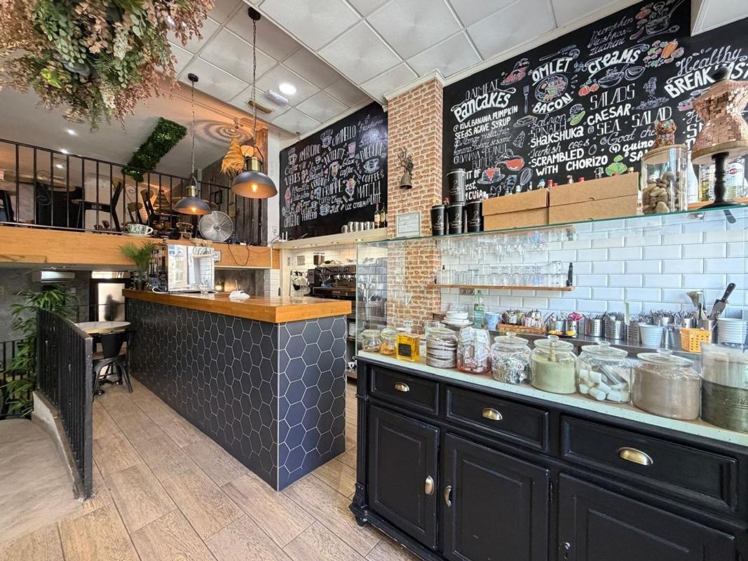 Cafetería en Calle Caballero de Rodas, Centro – Muelle Pesquero, Torrevieja — foto 6