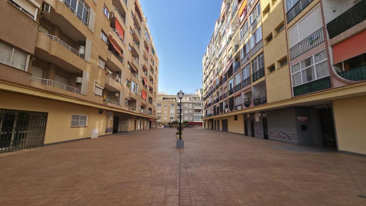 Apartamento - Torrevieja — 2