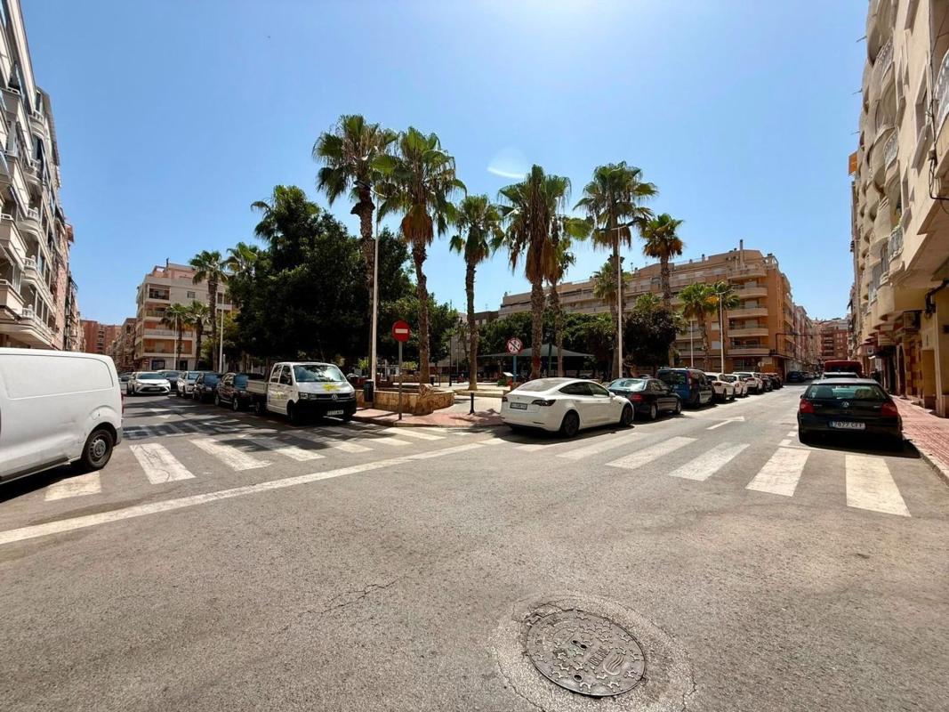 Apartment - Torrevieja — 1