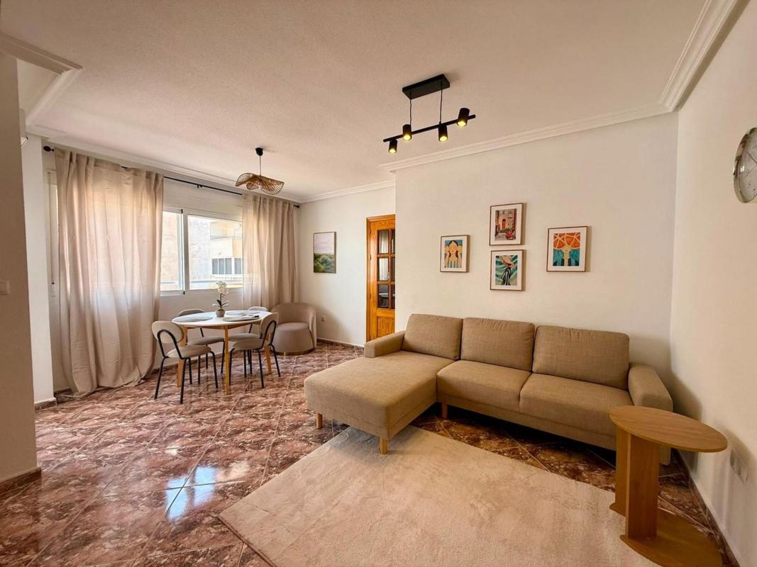 Apartment - Torrevieja — 2