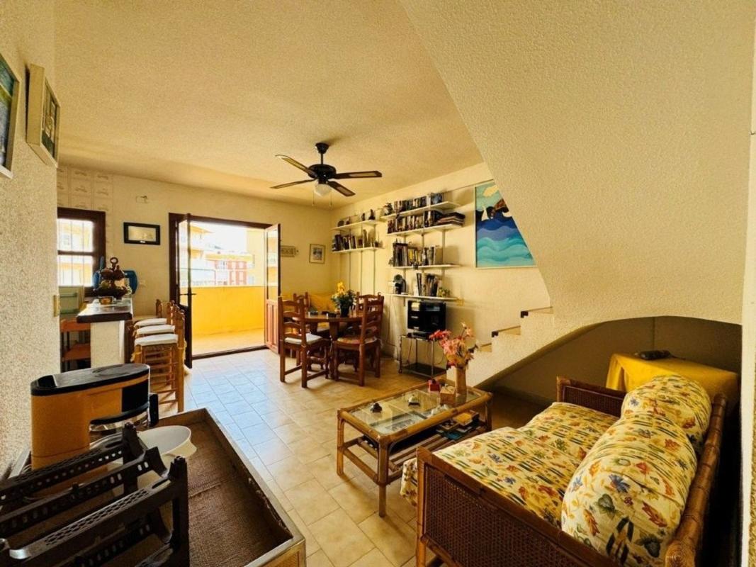 Dúplex en Gaspar Perrelló, Torrevieja — foto 3