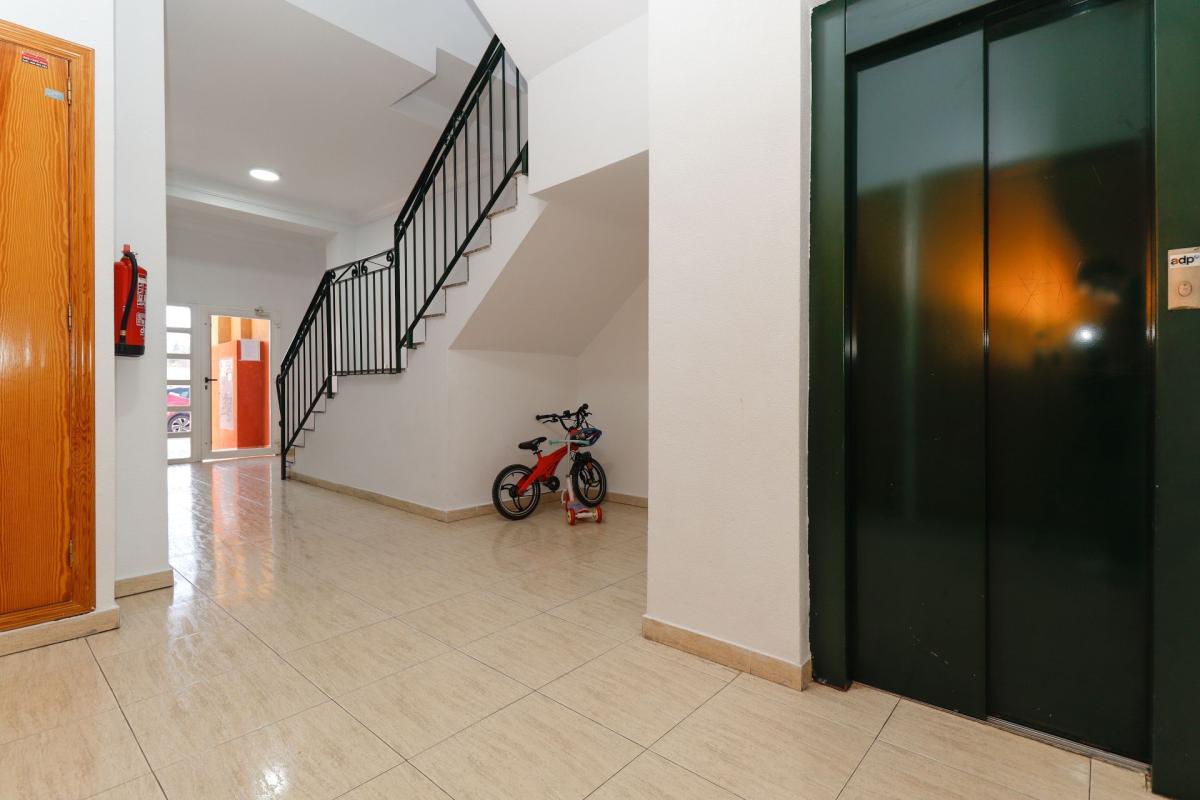 Apartamento en Torrevieja, Centro, venta — foto 18