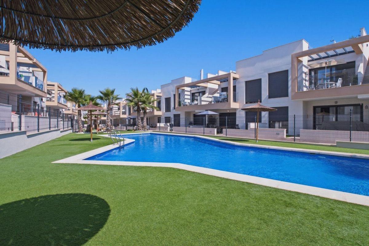 Piso en Villamartín, Orihuela — foto 2