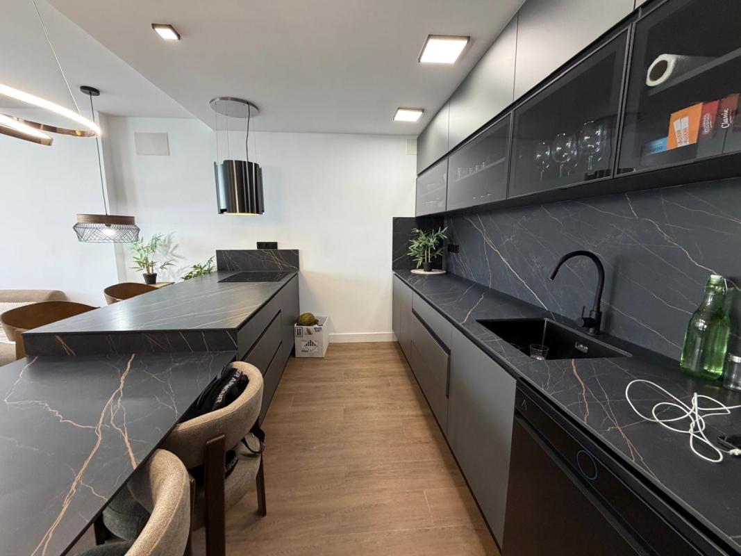 CHALET PAREADO TOTALMENTE REFORMADO CON 3 HAB 3 BAÑOS PISCINA PROPIA Y SOTANO EN CALAS BLANCAS — foto 17