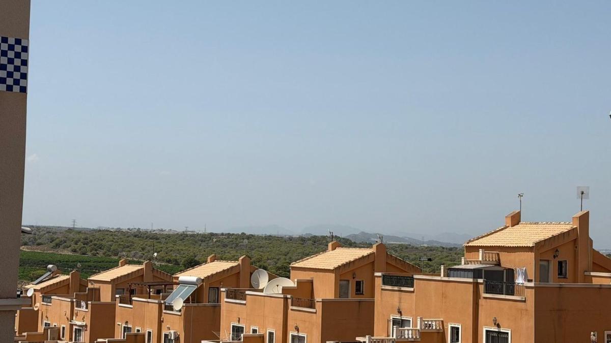 Chalet adosado en Calle Lago de Sanabria, Zona Lago – Los Almendros, Orihuela — foto 22