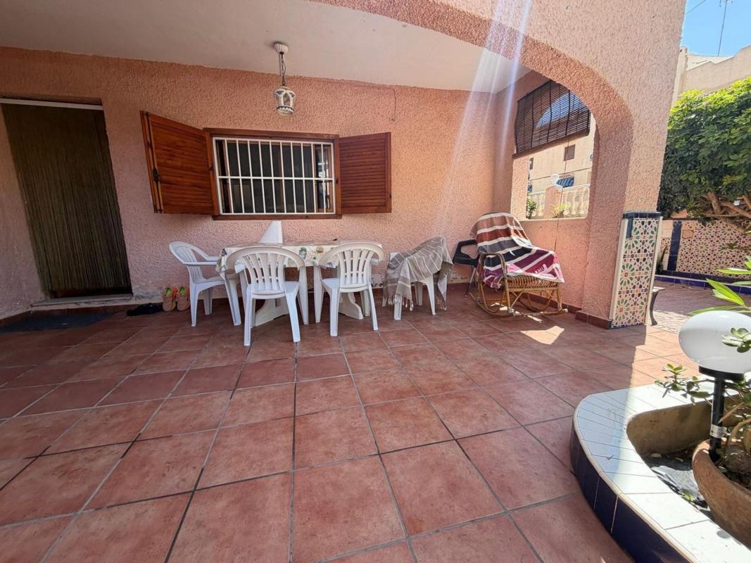 Casa o chalet independiente en Avenida Suiza, Los Europeos, Torrevieja — foto 3
