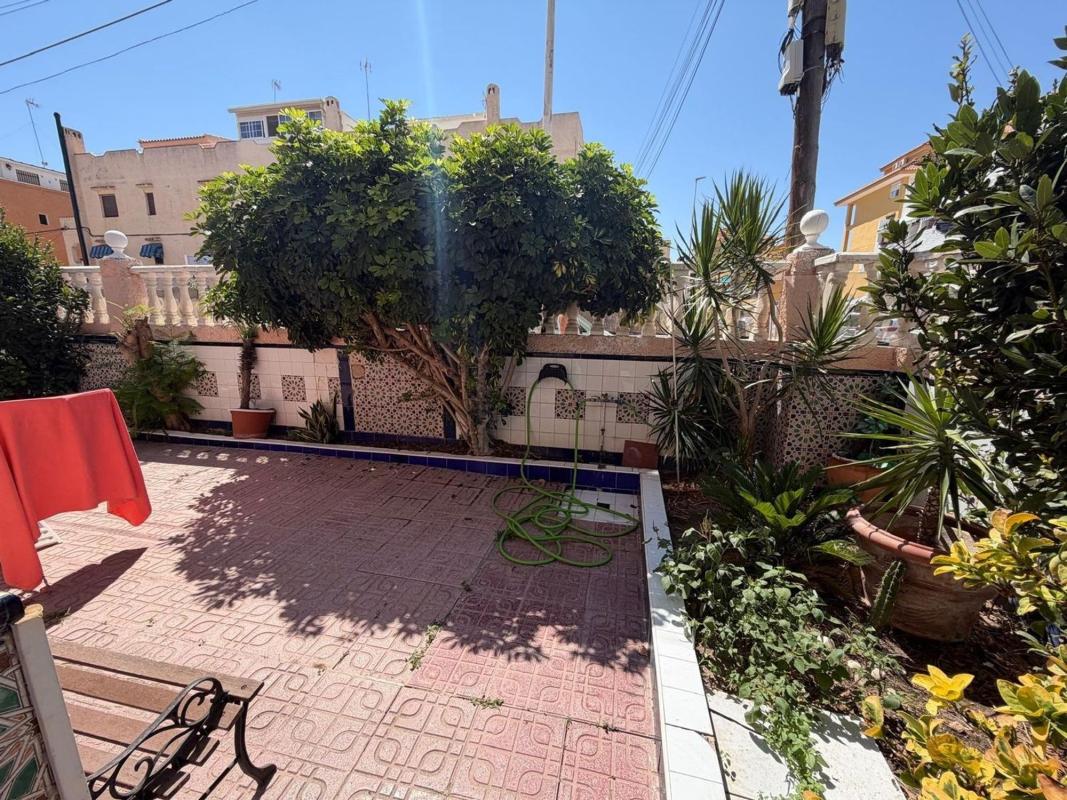 Casa o chalet independiente en Avenida Suiza, Los Europeos, Torrevieja — foto 5