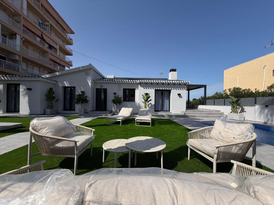 Casa o chalet independiente en Calle Pleamar, Punta Prima, Torrevieja — foto 10