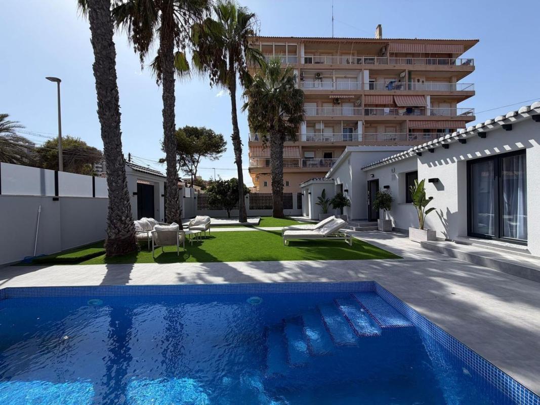 Casa o chalet independiente en Calle Pleamar, Punta Prima, Torrevieja — foto 12