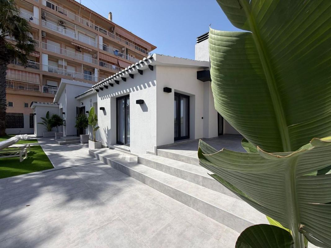Casa o chalet independiente en Calle Pleamar, Punta Prima, Torrevieja — foto 14
