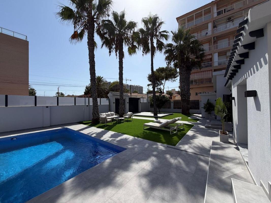 Casa o chalet independiente en Calle Pleamar, Punta Prima, Torrevieja — foto 15