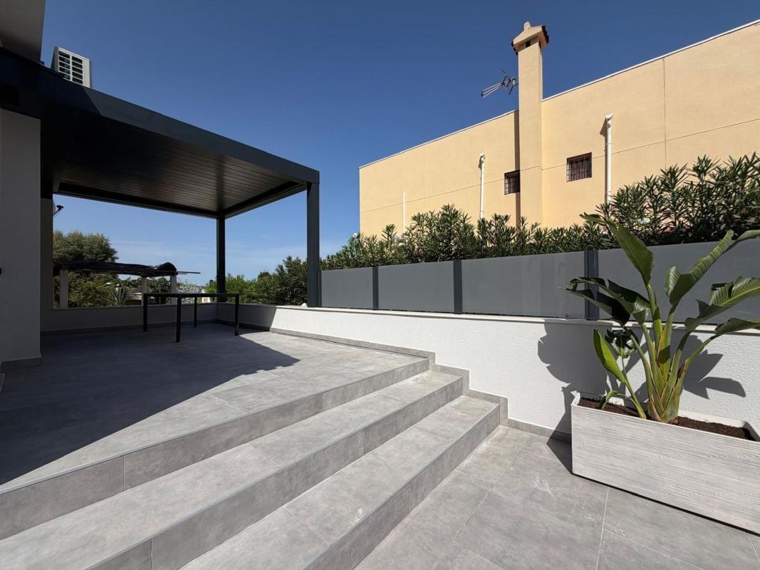 Casa o chalet independiente en Calle Pleamar, Punta Prima, Torrevieja — foto 18