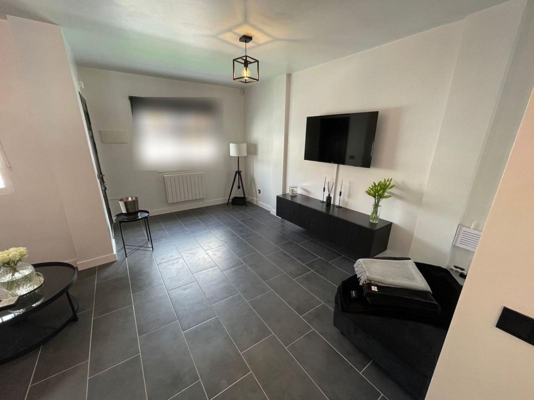 Chalet adosado en Calle Tiberiades, Zona Lago – Los Almendros, Orihuela — foto 9