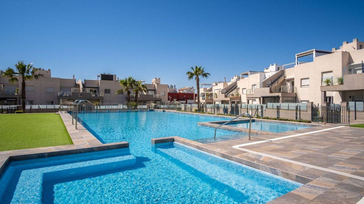Piso en Nueva Torrevieja, Torrevieja — foto 1