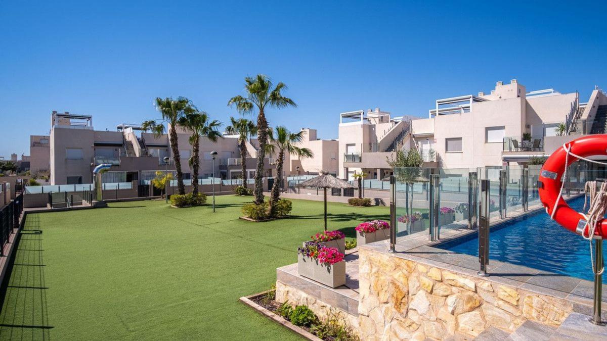 Piso en Nueva Torrevieja, Torrevieja — foto 2