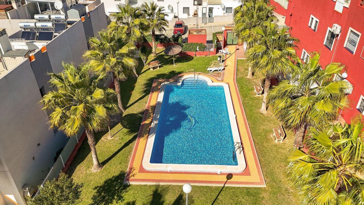 Piso en Zona Lago – Los Almendros, Orihuela — foto 26