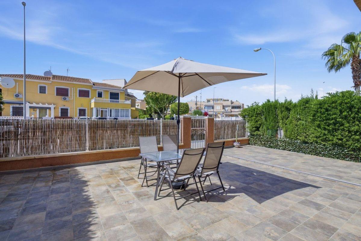 Piso en Villamartín, Orihuela — foto 1