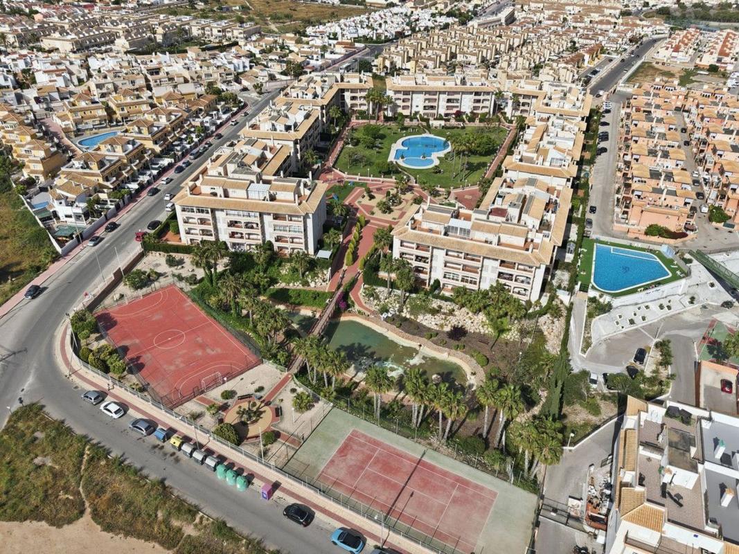 Piso en Villamartín, Orihuela — foto 24