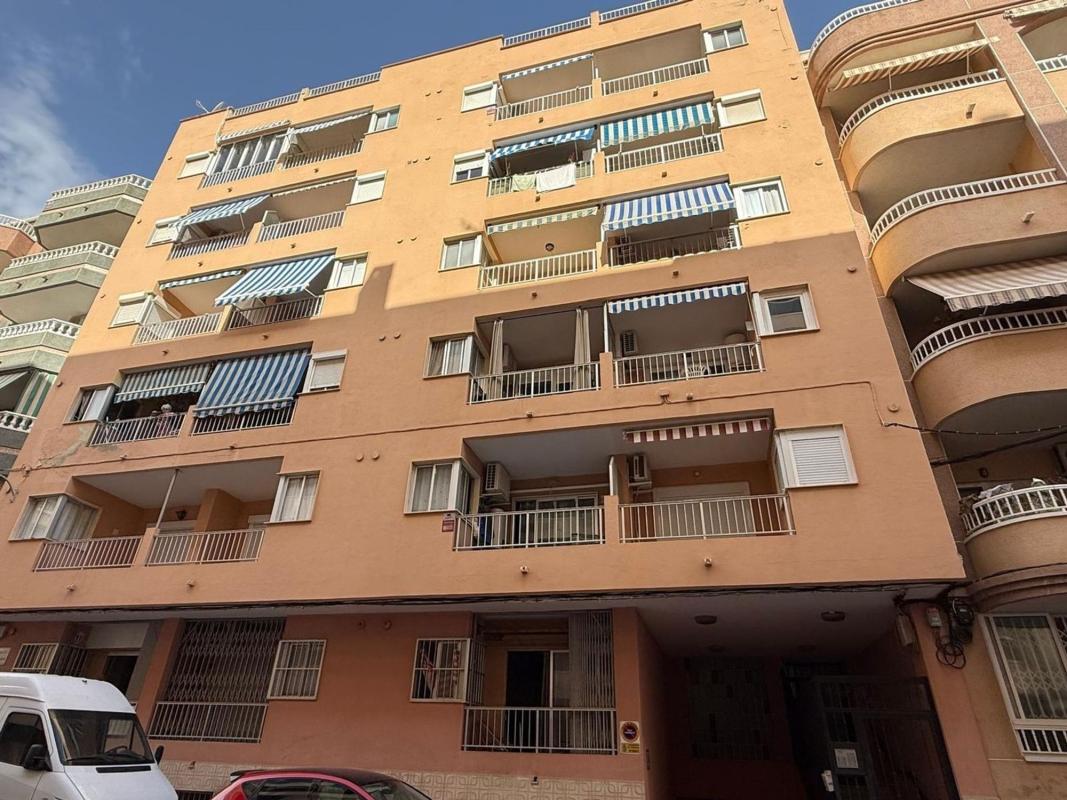 Piso en Calle Mar Baltico, Playa de los Locos, Torrevieja — foto 26