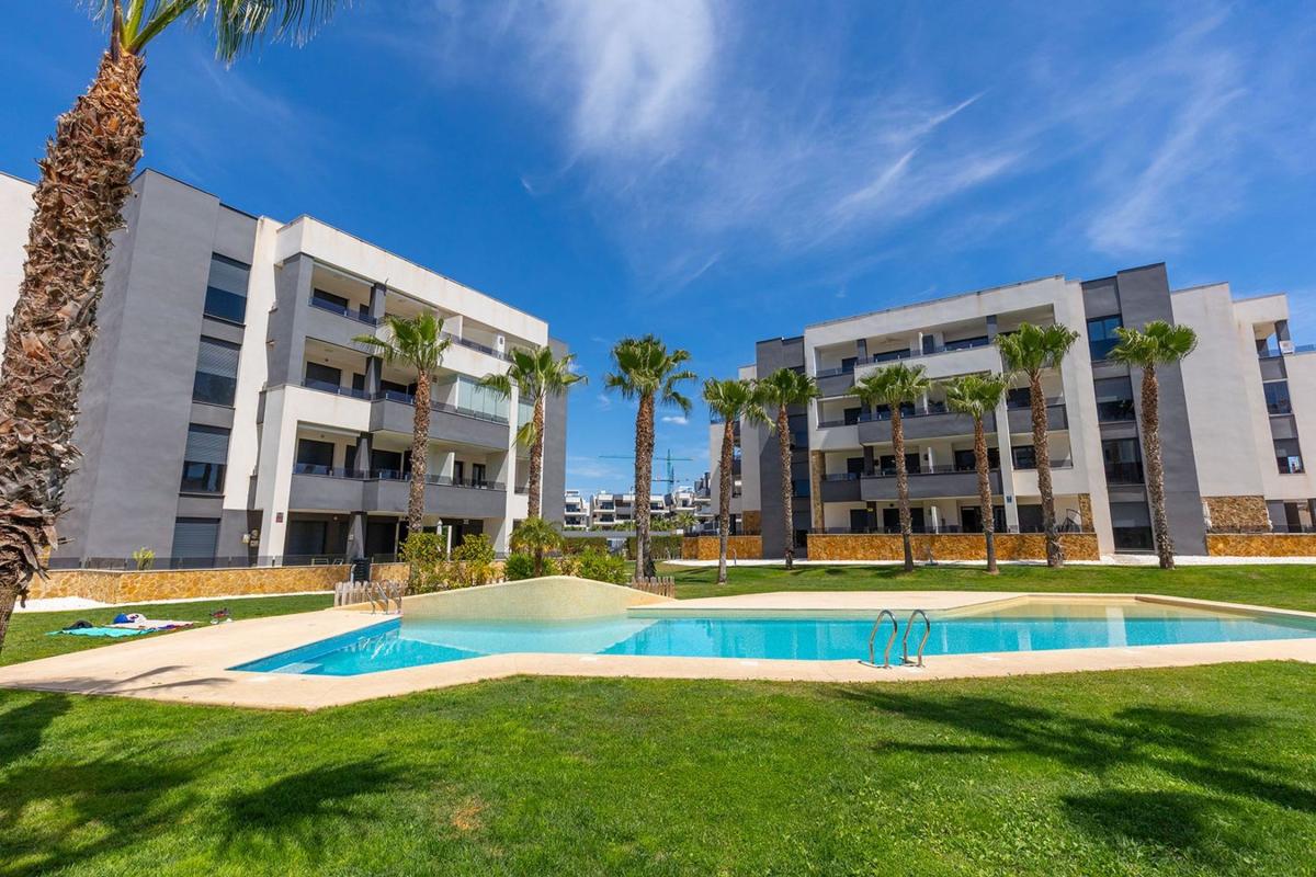 Piso en Vial 4 Pau-8 Sur s/n, Zona Lago – Los Almendros, Orihuela — foto 1