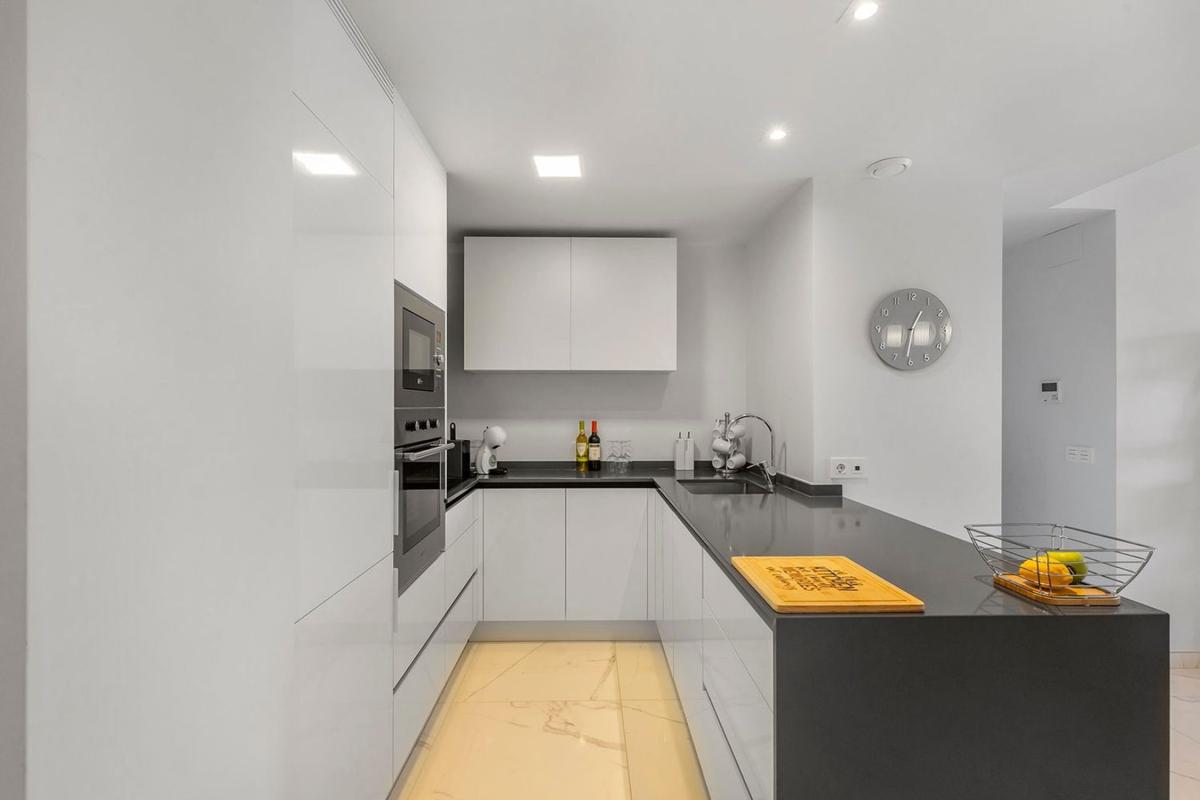 Piso en Vial 4 Pau-8 Sur s/n, Zona Lago – Los Almendros, Orihuela — foto 4