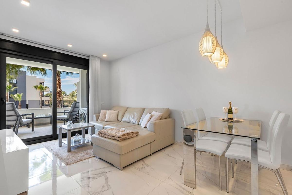 Piso en Vial 4 Pau-8 Sur s/n, Zona Lago – Los Almendros, Orihuela — foto 7