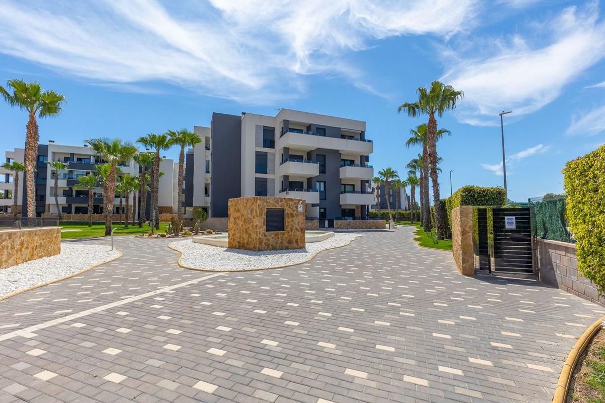 Piso en Vial 4 Pau-8 Sur s/n, Zona Lago – Los Almendros, Orihuela — foto 30