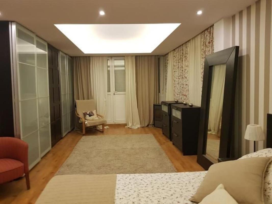 Villa de segunda mano con piscina y jardín en Torrevieja